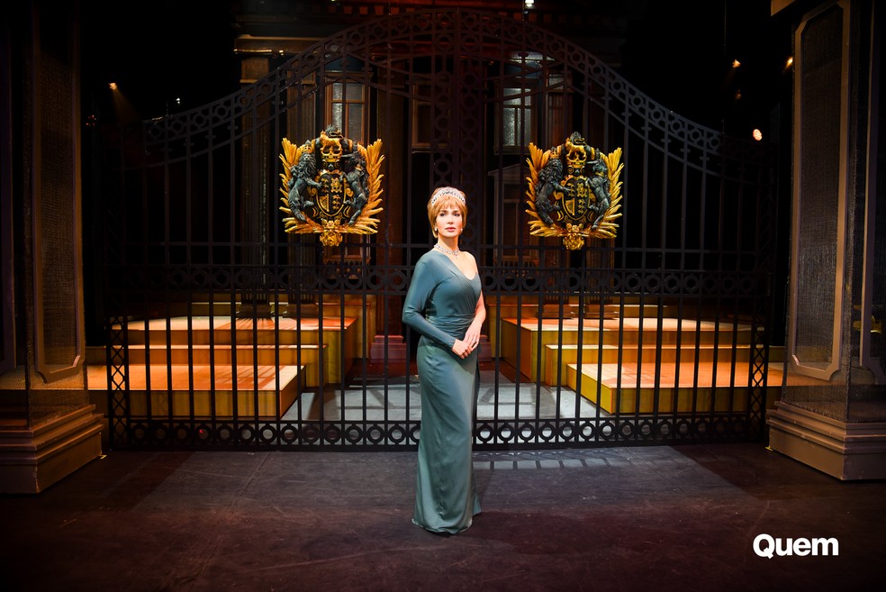 Sara Sarres interpreta Lady Di no musical, Diana – A Princesa do Povo — Foto: Andy Santana / Brazil News