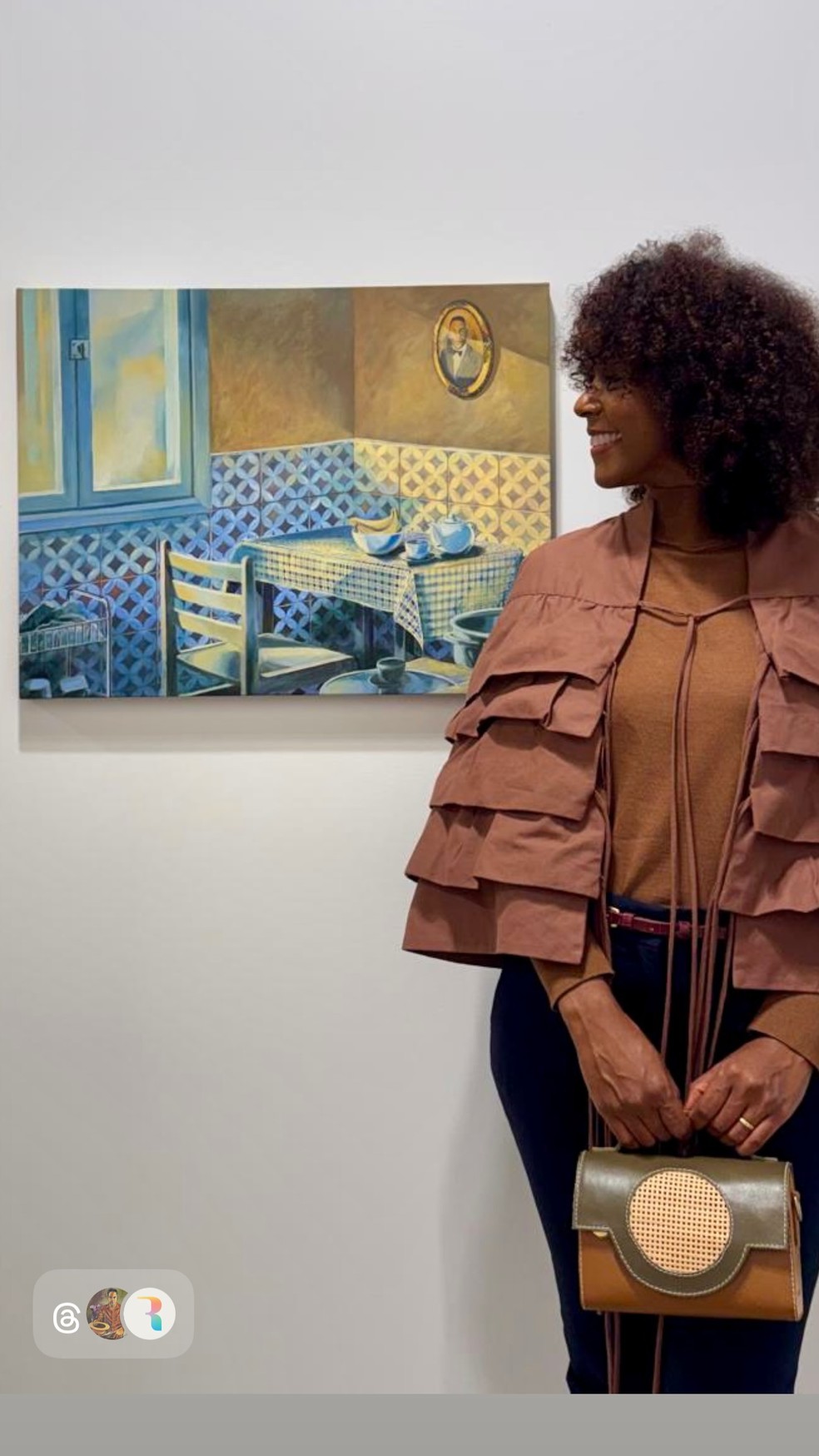 Grávida, Maju Coutinho prestigia exposição do marido, Agostinho Paulo Moura — Foto: Reprodução/Instagram