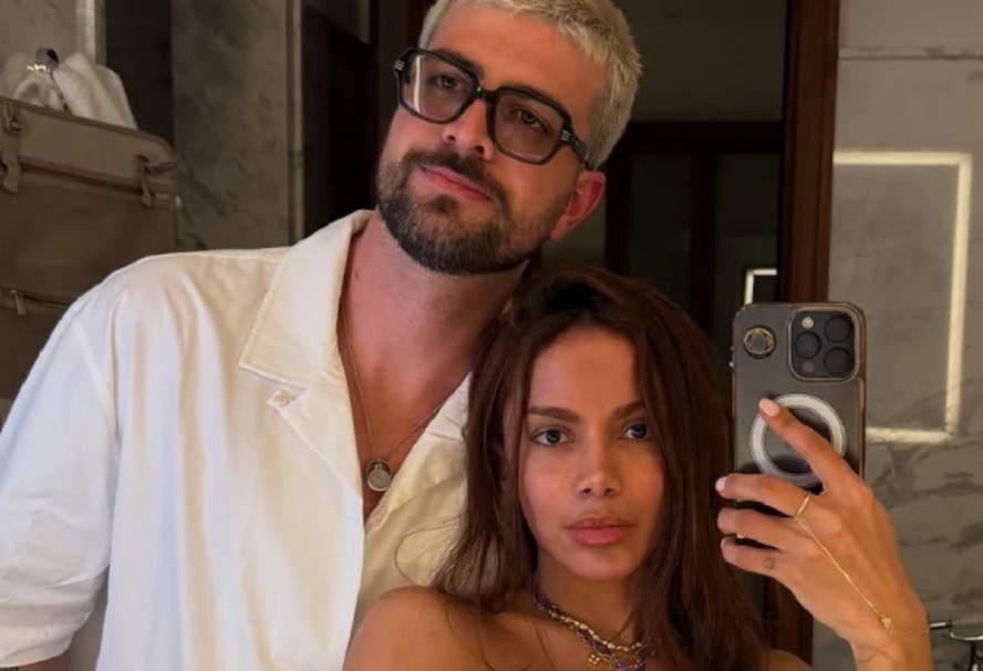 Anitta confirma o fim de seu namoro com Ian Bortolanza: 'Comemorei cedo demais'