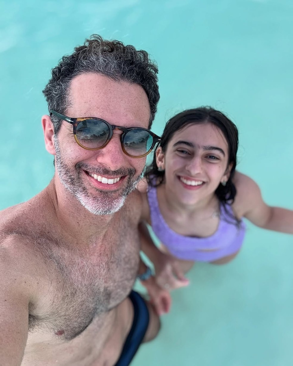 Mouhamed Harfouch exibe shape durante viagem de cruzeiro nos EUA; fotos