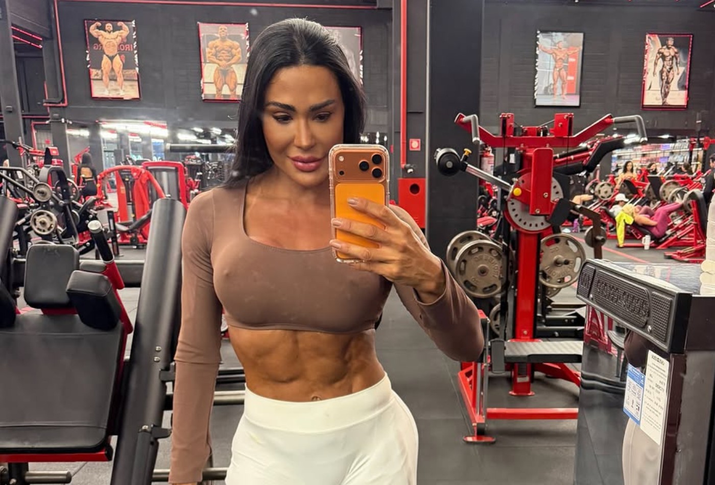 Gracyanne Barbosa diz que volta ao 