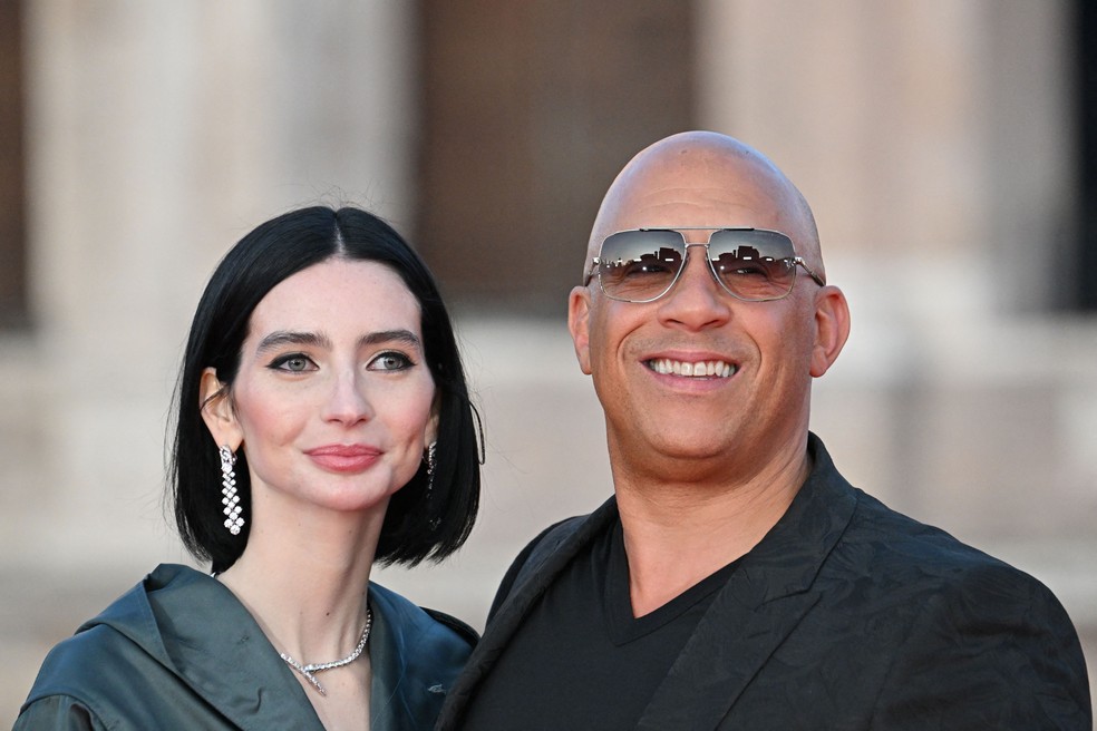 Vin Diesel posa com filha de Paul Walker em pré-estreia de 'Velozes e Furiosos 10' — Foto: Getty Images