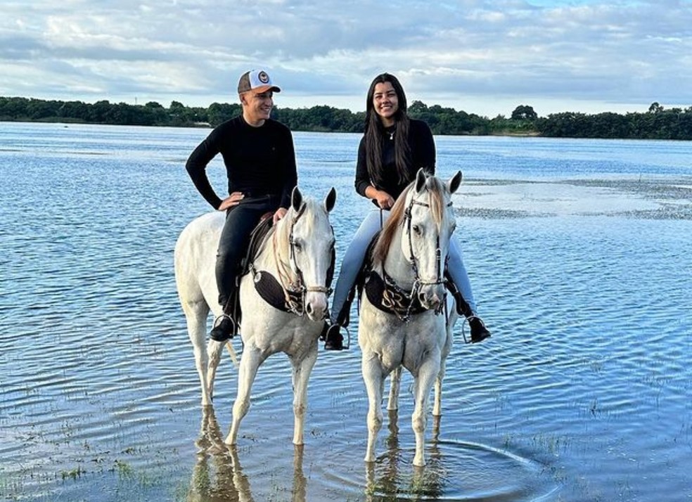 João Gomes e a ex-namorada Ary Mirelle  — Foto: Instagram