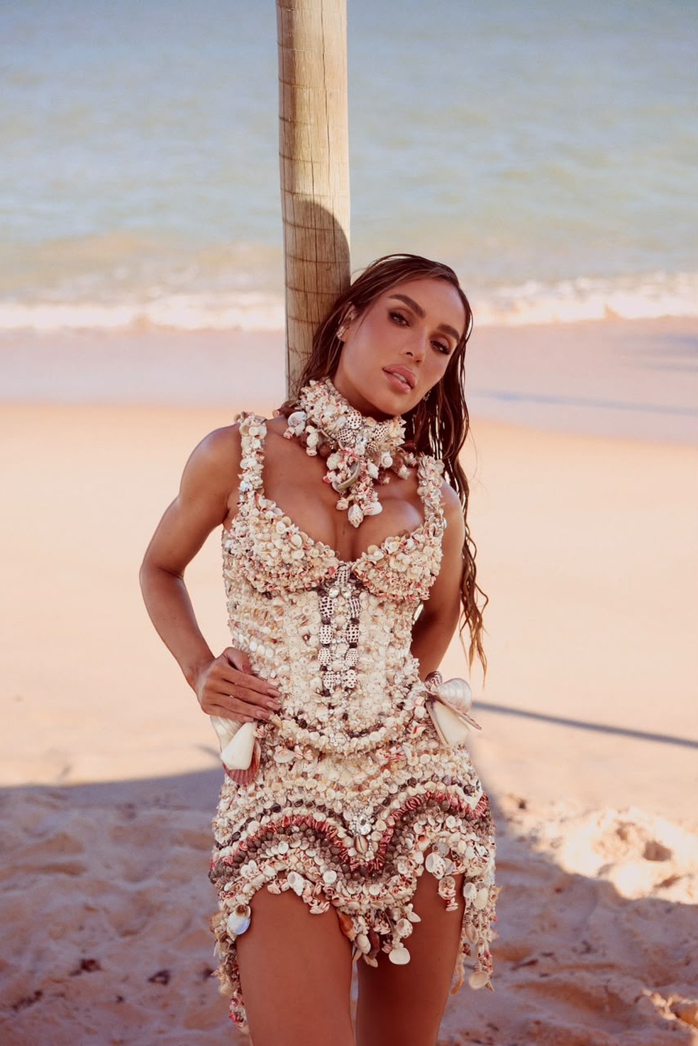 Tati Barbieri dá a partida nas comemorações dos 39 anos ao lado do marido, o magnata russo Roman Shakal — Foto: Divulgação/ RG PRESS/ @conradis