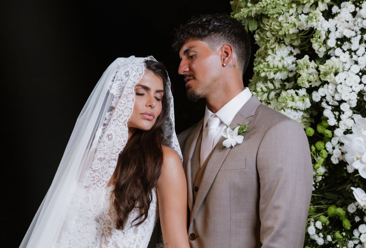 Isabella Arantes e Gabriel Medina pedem respeito após perda gestacional: 