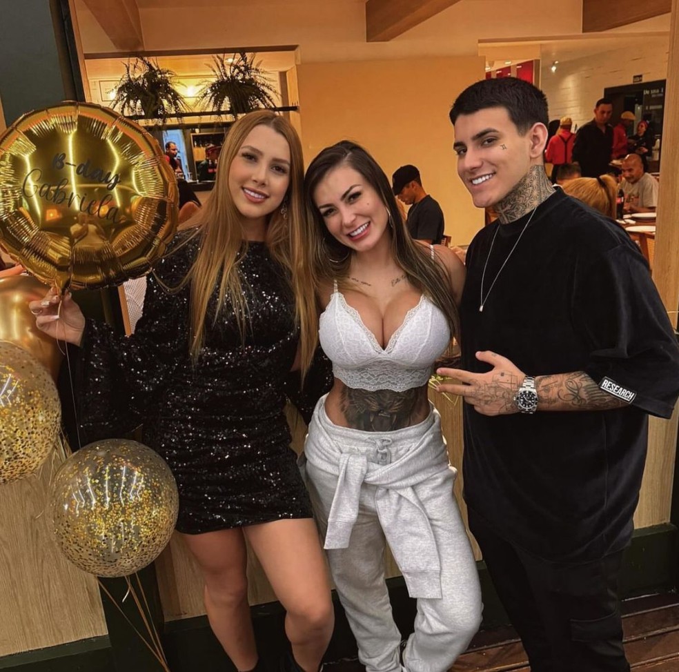 Nora compartilha conselhos íntimos de Andressa Urach e diz que teve aula  prática com a sogra