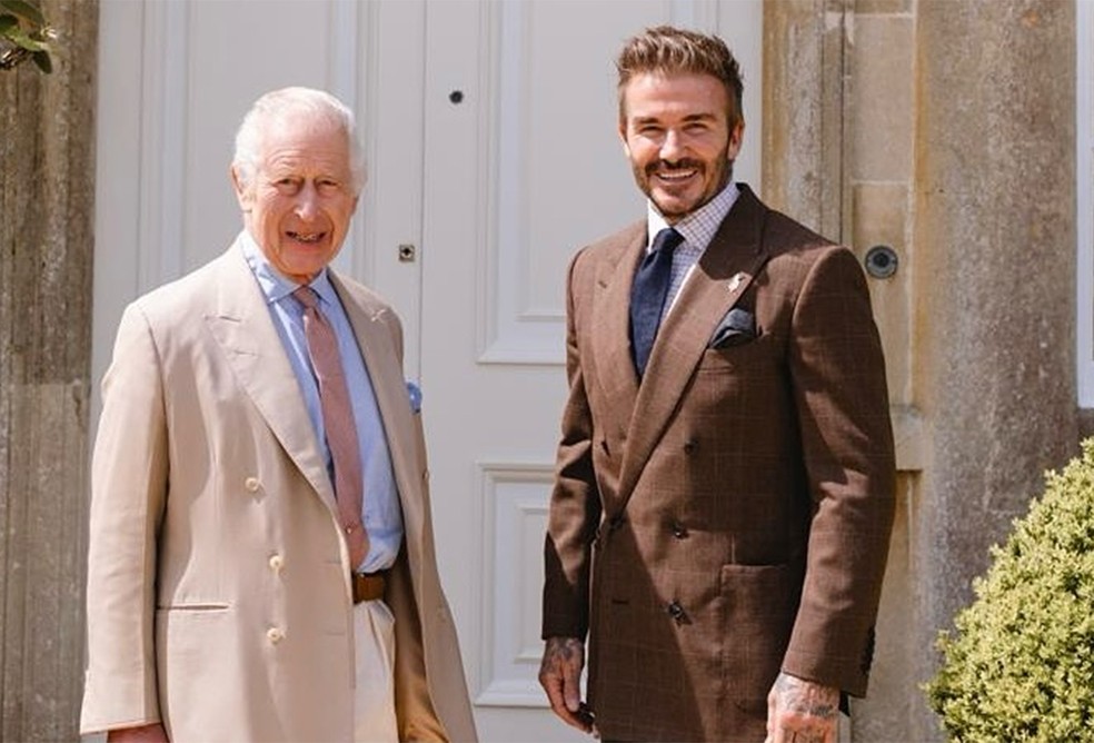 Rei Charles recruta David Beckham para ajudar a buscar influencers para