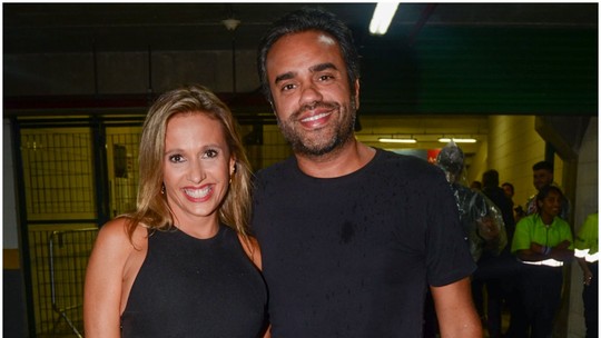 Luisa Mell faz rara aparição com o namorado em show de Jão em São Paulo