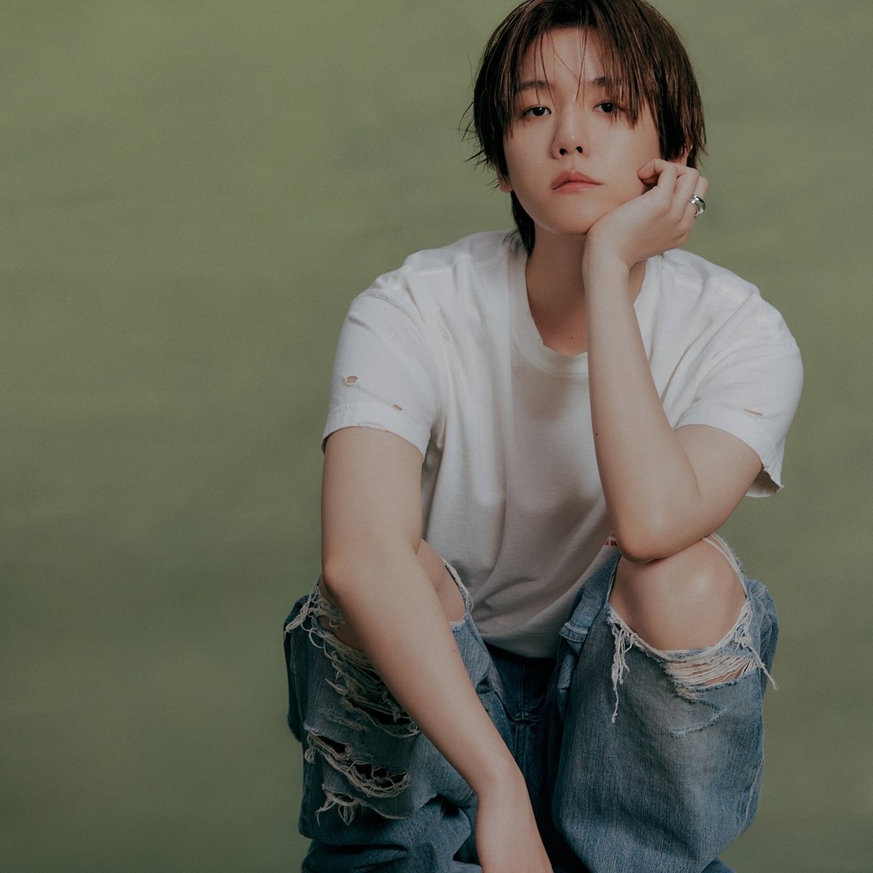 Baekhyun, astro do K-pop e membro do EXO, confirma show solo em