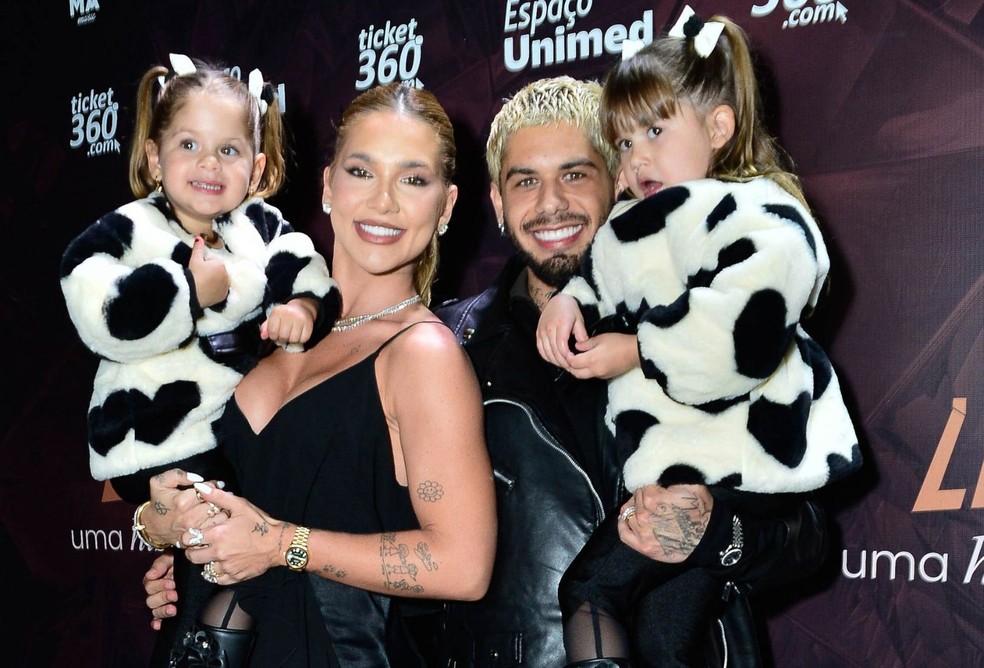 Virginia Fonseca com Zé Felipe, Maria Alice e Maria Flor — Foto: Clayton Felizardo/ Brazilnews
