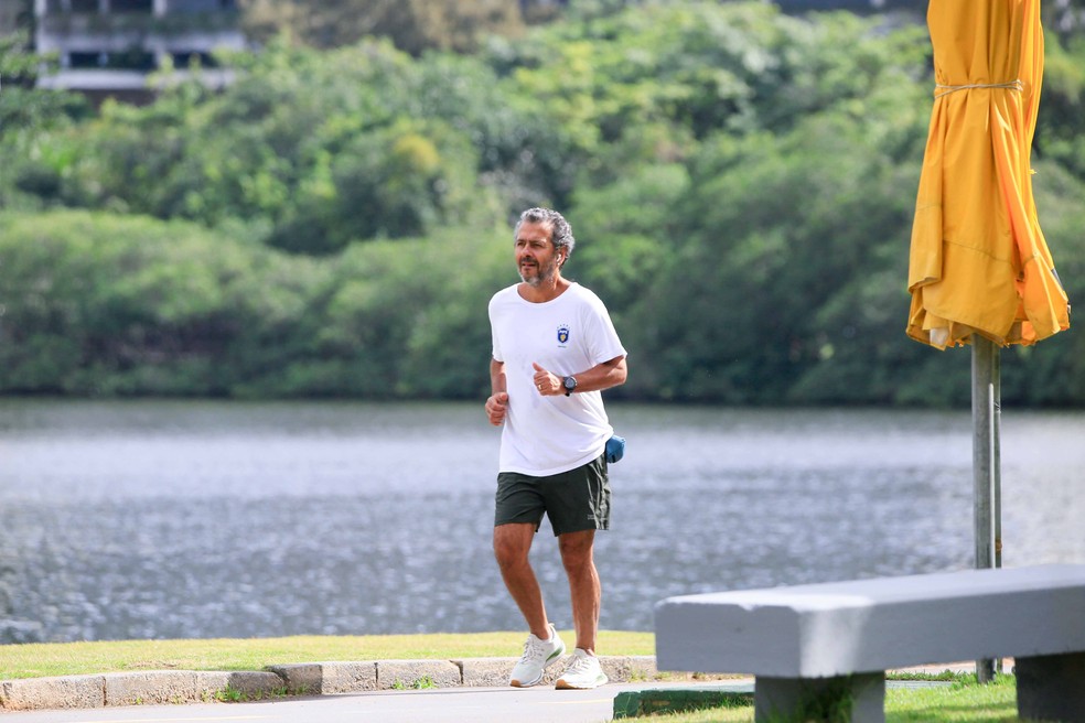 Marcos Palmeira na Lagoa — Foto: JC Pereira/AgNews