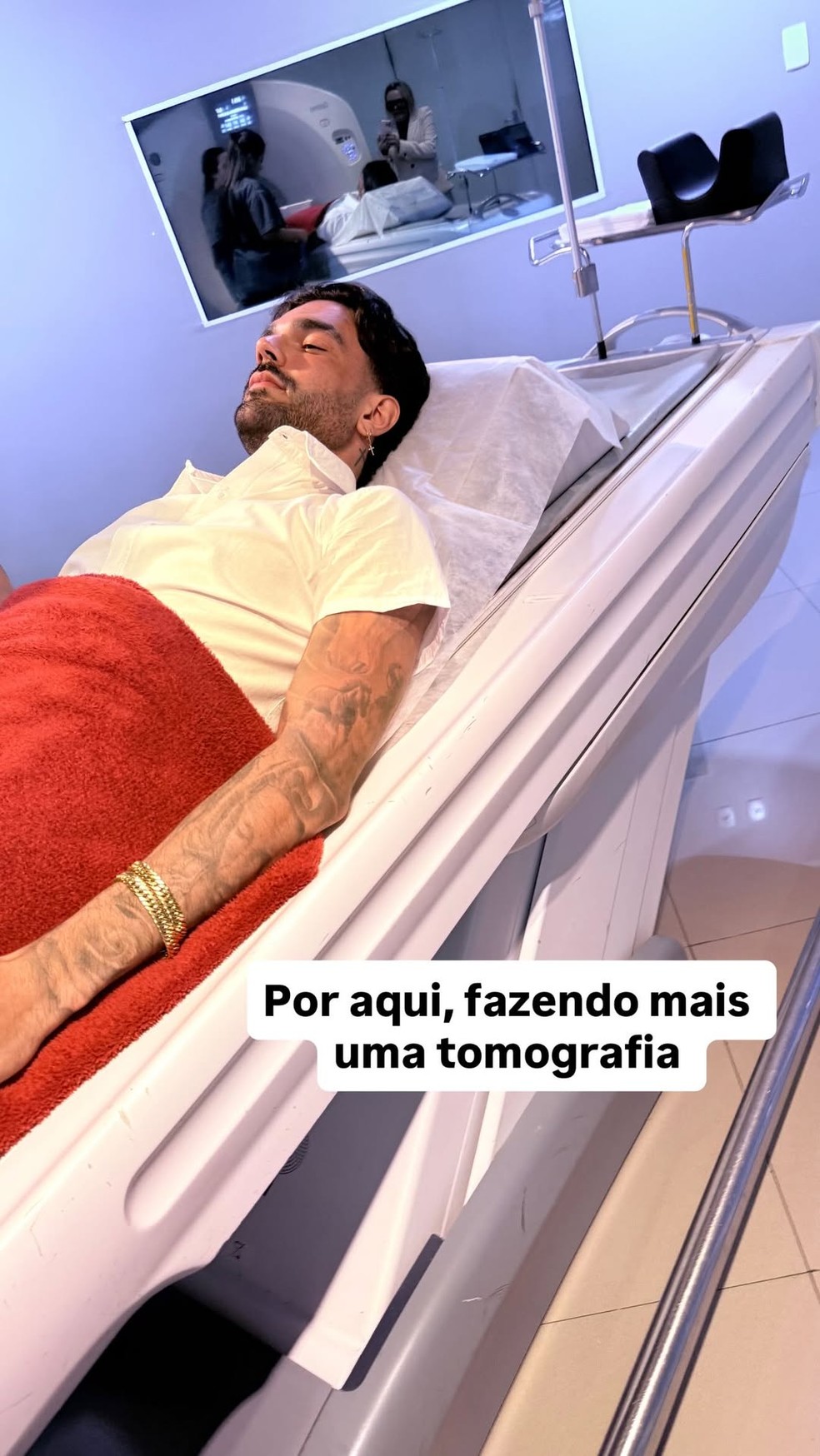 Luan Pereira desabafa após pedras nos rins— Foto: Instagram @luanpereiracantor
