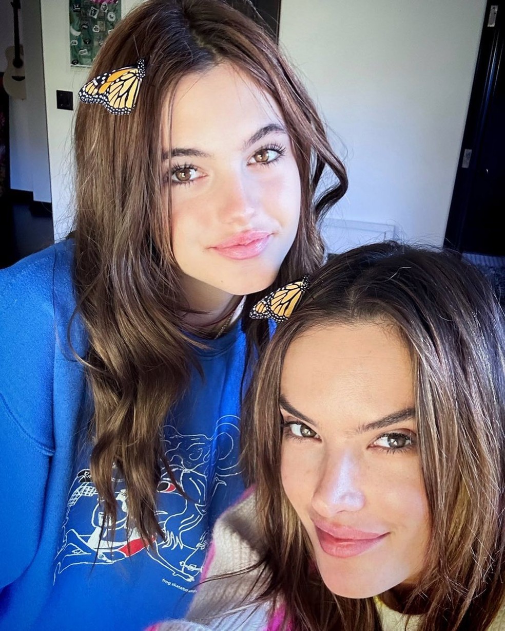 Alessandra Ambrosio e a filha, Anja — Foto: Instagram