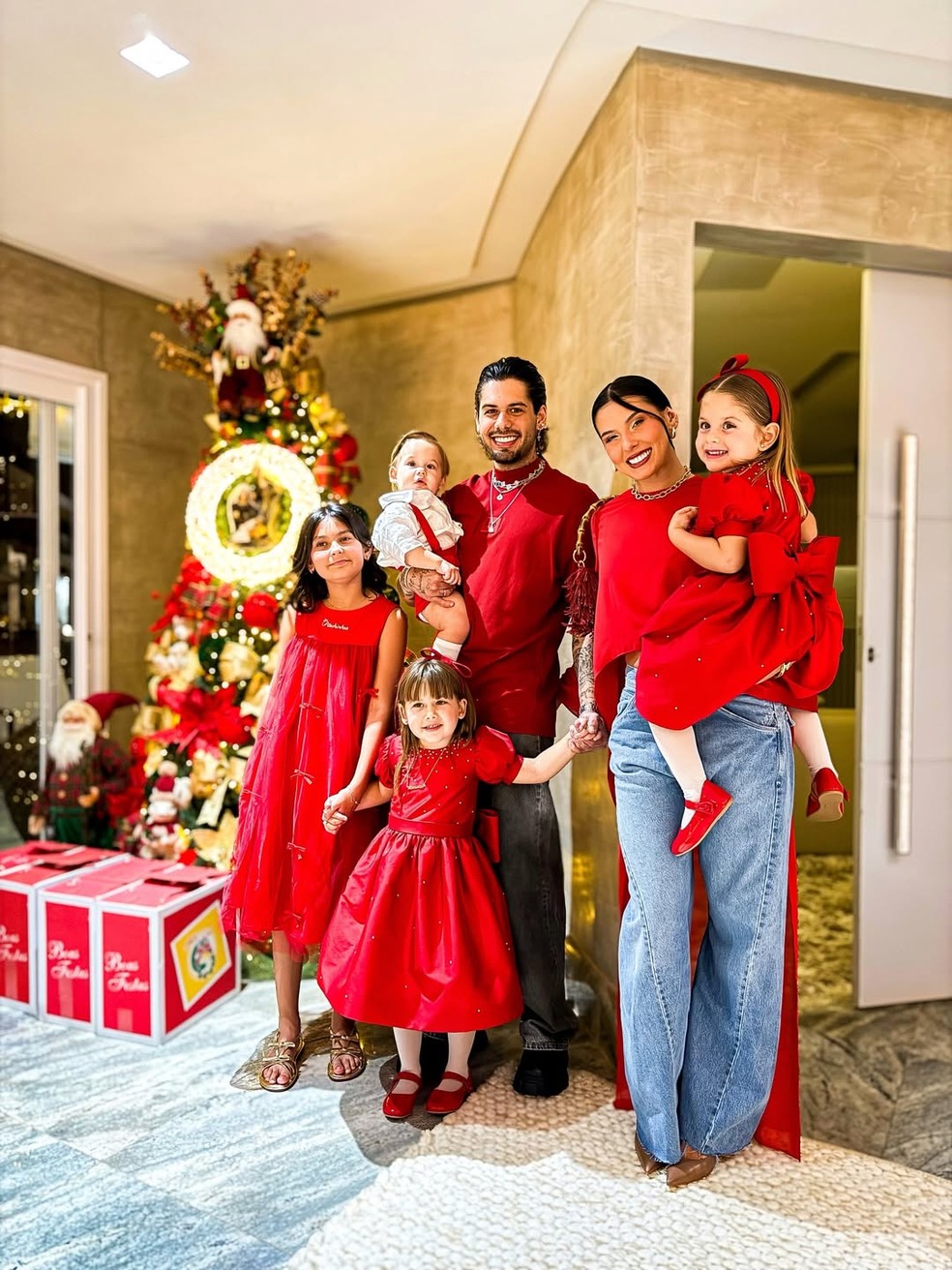Primeiro Natal de Zé Felipe e Ana Castela — Foto: Reprodução/Instagram