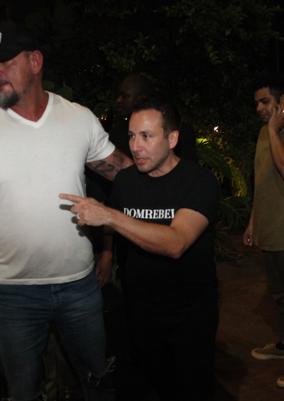 Howie D, do Backstreet Boys, deixa restaurante no Rio — Foto: Adão/AgNews