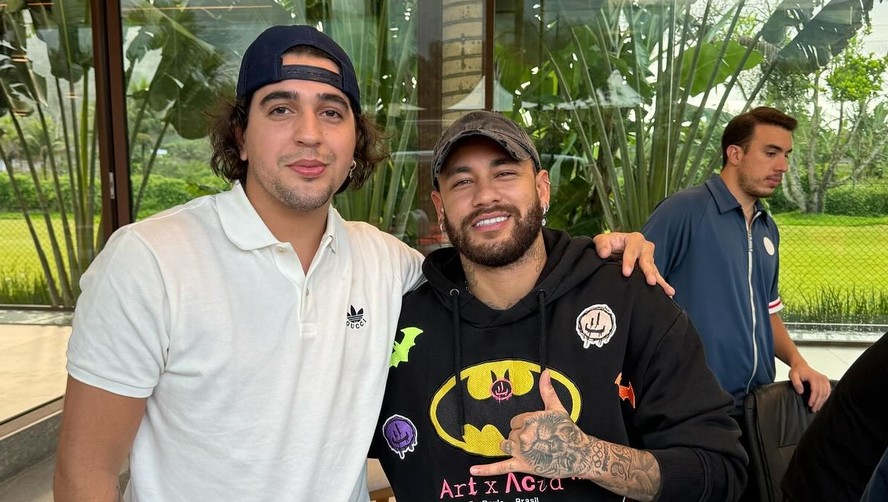 Neymar recebe Nattan em sua mansão em Mangaratiba, no Rio de Janeiro