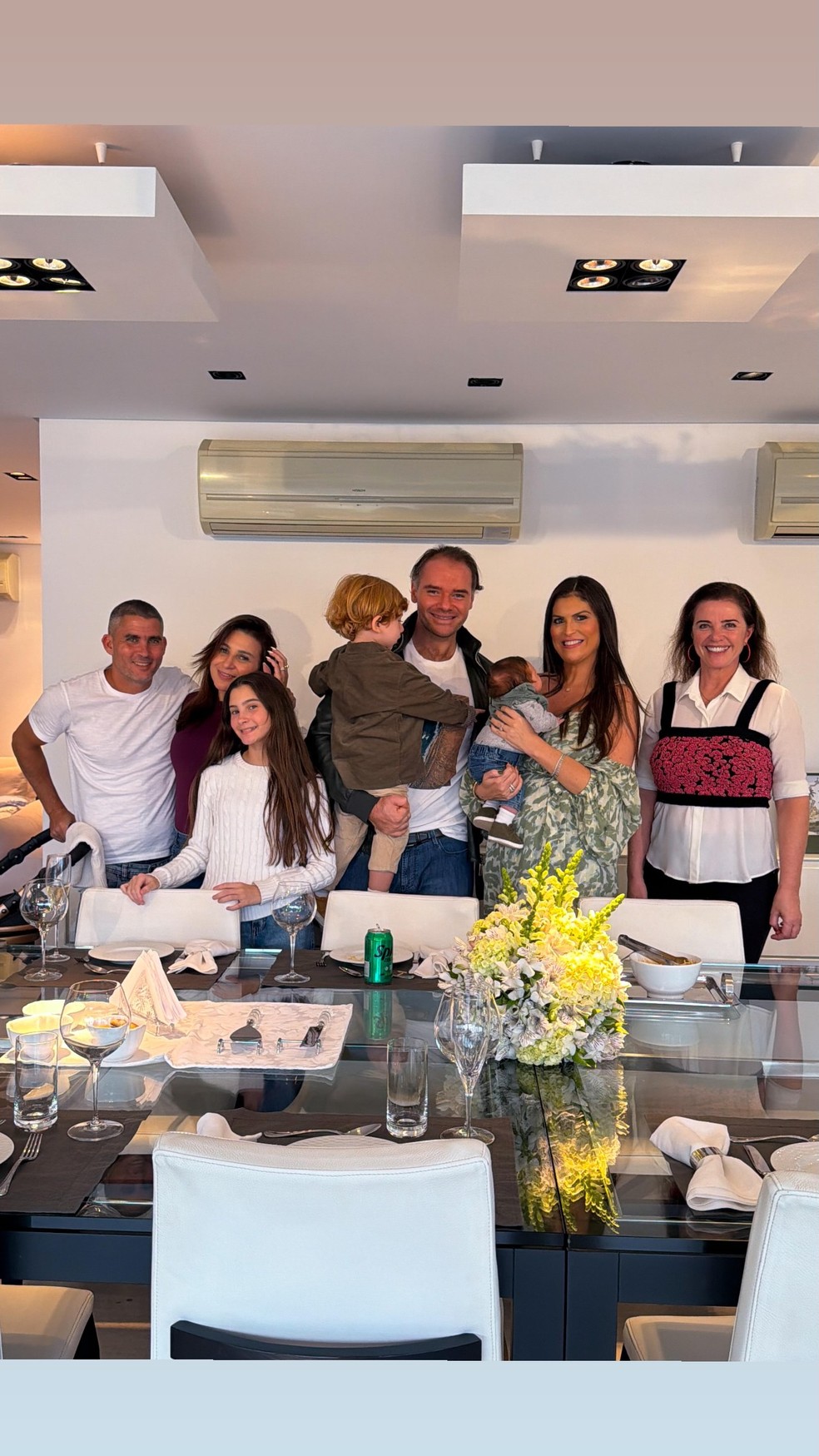 Filho de Luma de Oliveira e Eike Batista celebra o 1º mesversário de ...