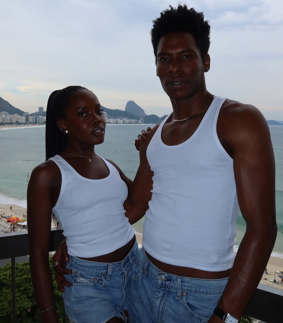 Clara Moneke e Breno Ferreira estão juntos desde 2024 — Foto: Reprodução/Instagram