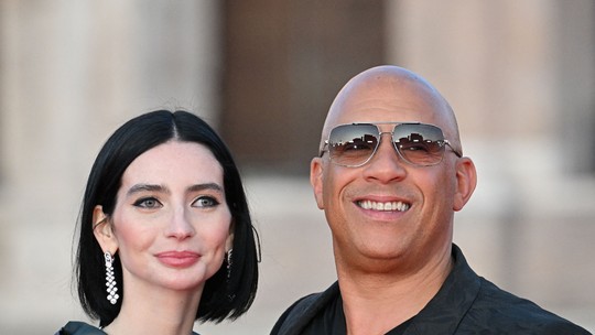 Vin Diesel lança 'Velozes e Furiosos 10' com afilhada, filha de Paul Walker