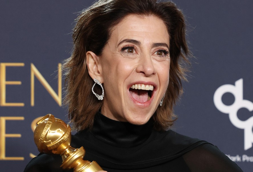 Fernanda Torres ganha prêmio de melhor atriz no Satellite Awards