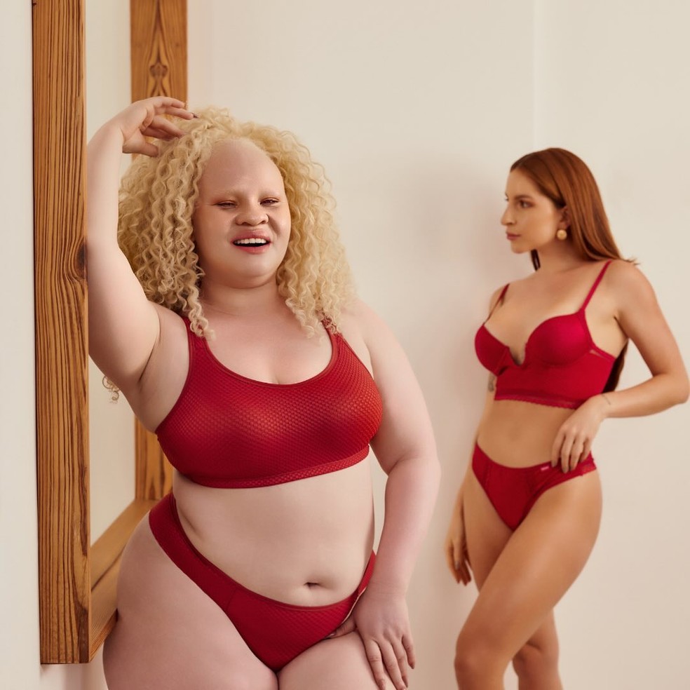 Ensaio de lingerie estrelado por Grazi Massafera e mais modelos — Foto: Divulgação