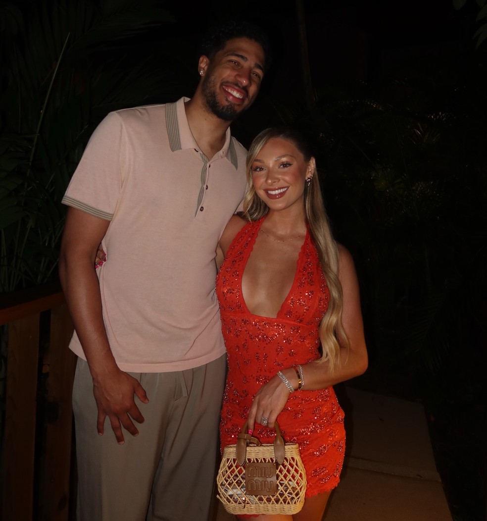 Jade Jones e o noivo, o jogador de basquete da NBA Tyrese Haliburton — Foto: Reprodução/Instagram