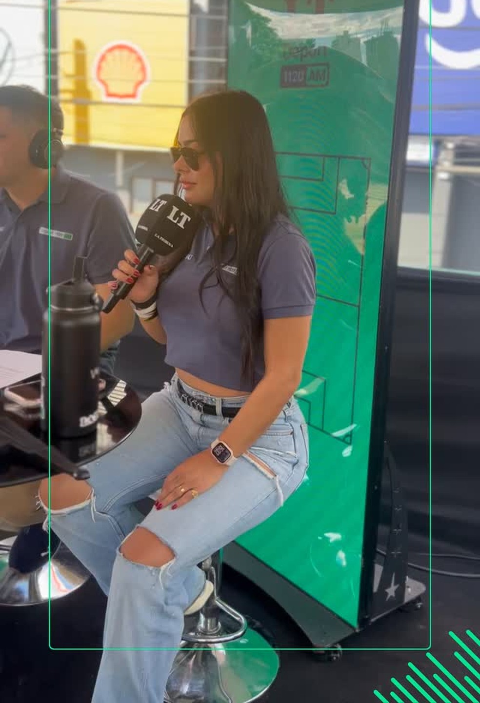 Larissa Riquelme durante cobertura esportiva — Foto: Reprodução | Instagram