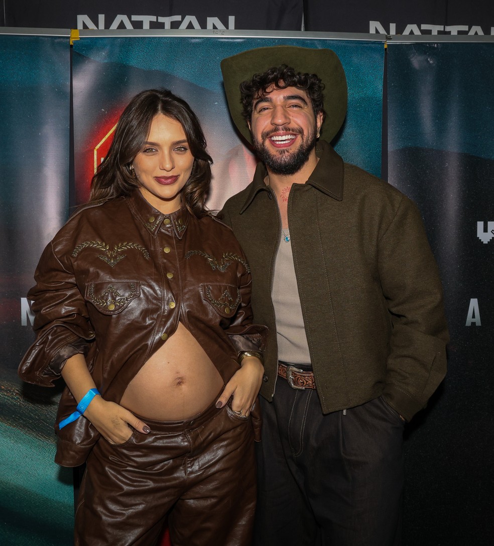 Rafa Kalimann e Nattan — Foto: Tomzé Fonseca/Agnews