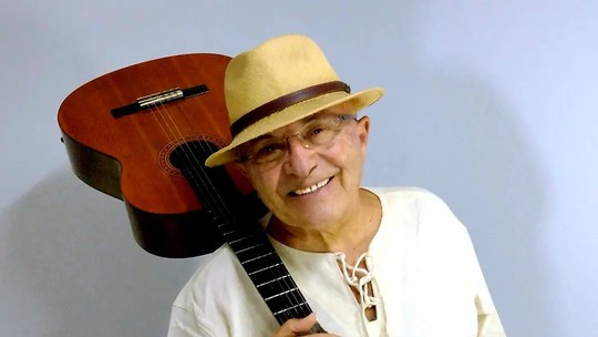 Morre Paulo Debétio, autor da música 'Tieta', aos 77 anos