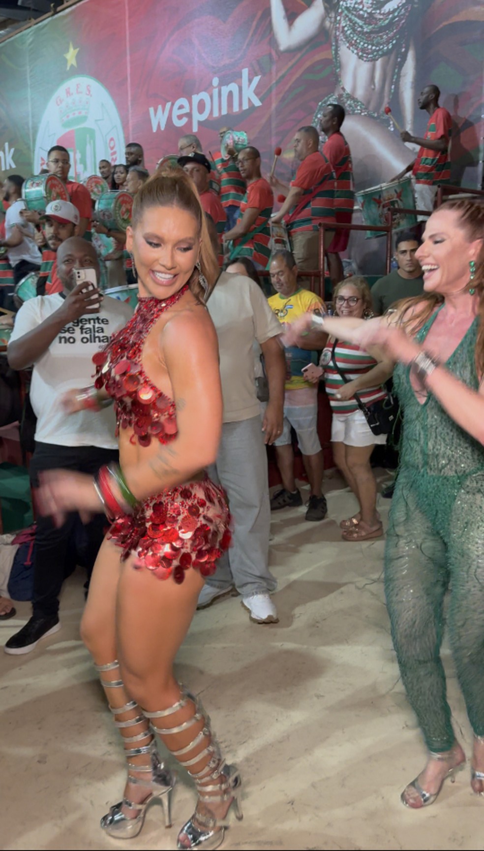 Virginia Fonseca e Karen Lopes — Foto: Paes Lemes Produções