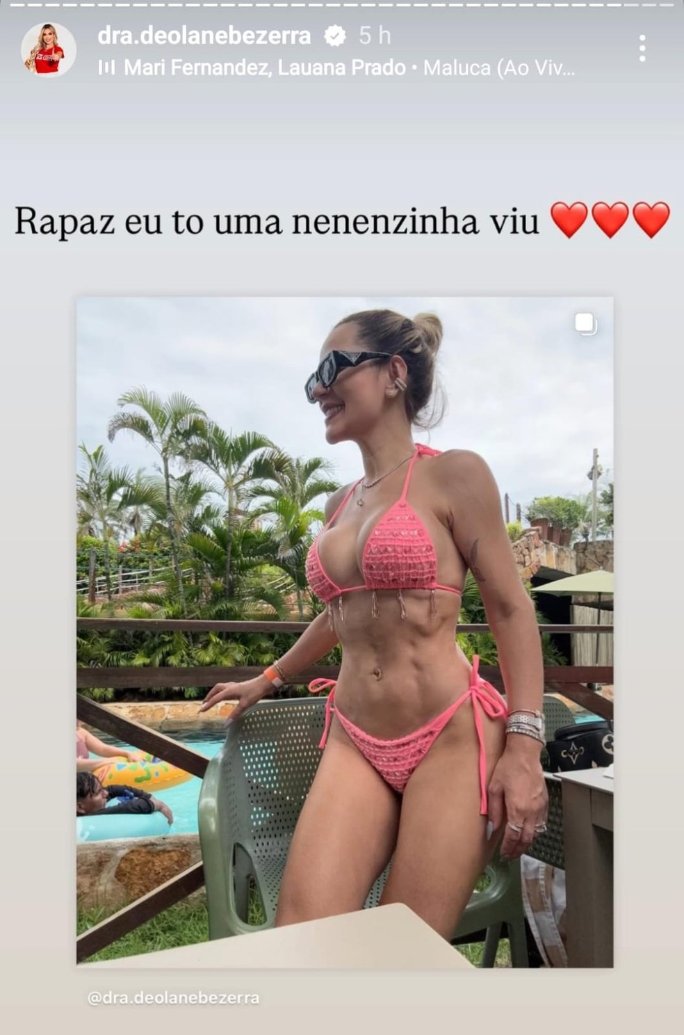 Deolane Bezerra tira onda com foto de biquíni — Foto: Reprodução/Instagram