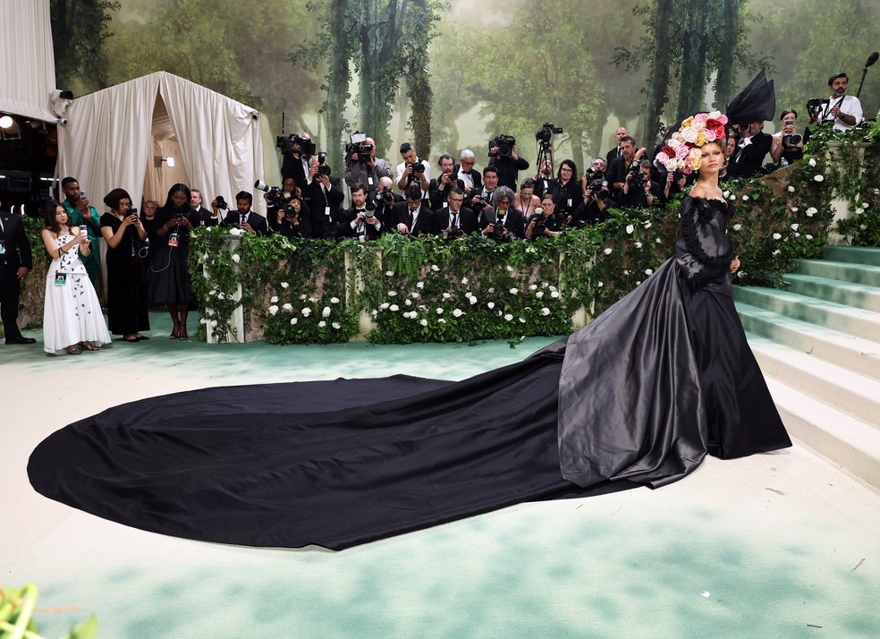 Zendaya, de John Galliano para Dior — Foto: Getty Images