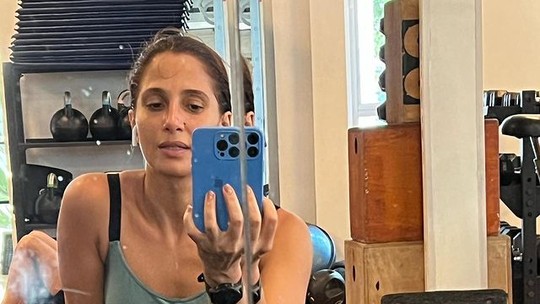 Camila Pitanga deixa barriga sarada à mostram em treino exaustivo: 'Perdi minha dignidade'