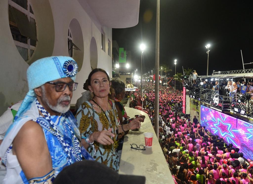Gilberto Gil no Expresso 2222, camarote do Carnaval de Salvador — Foto: Francisco Cepeda/Quem