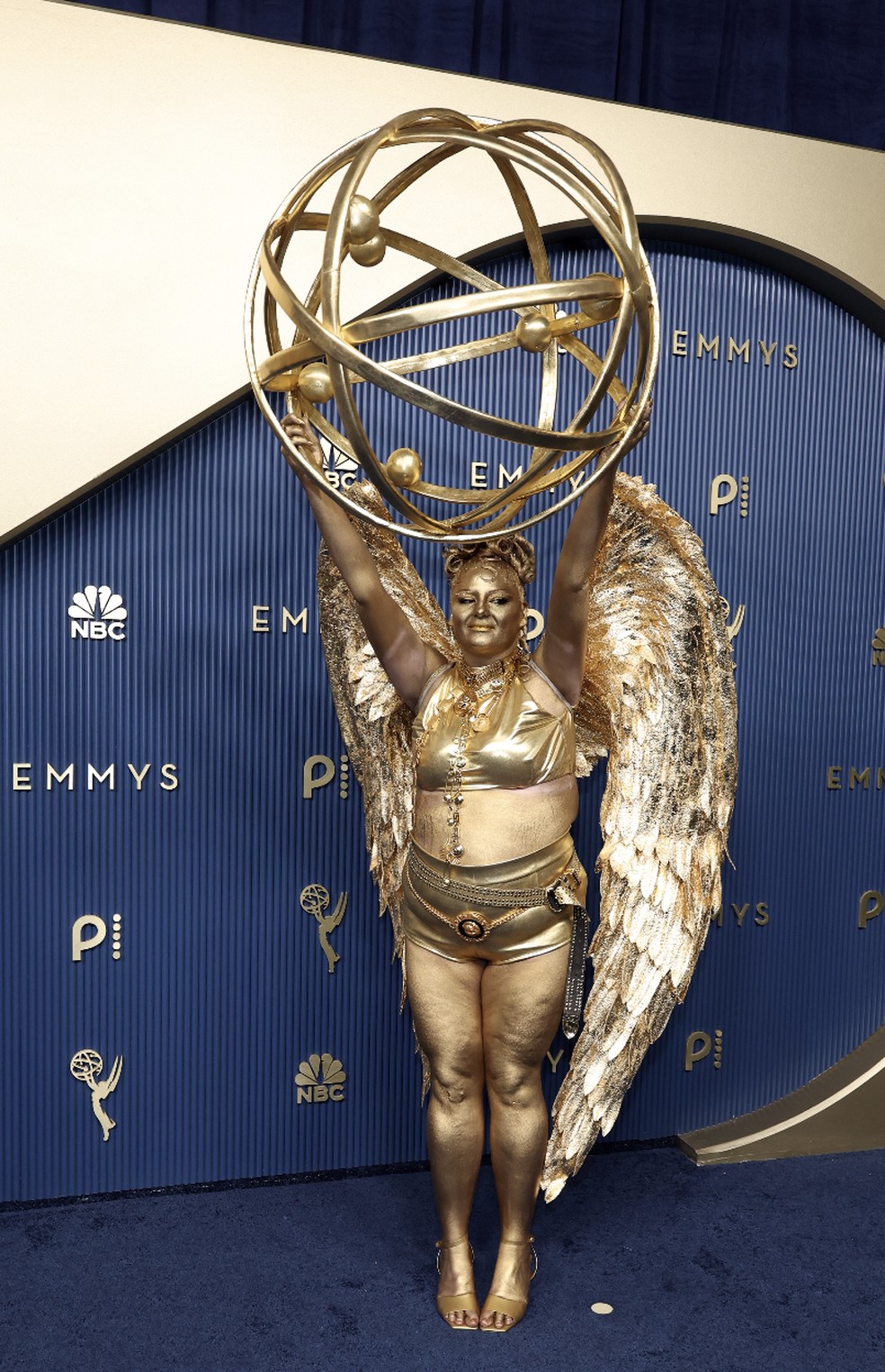Megan Stalter viraliza no Emmy 2026 — Foto: Getty Images