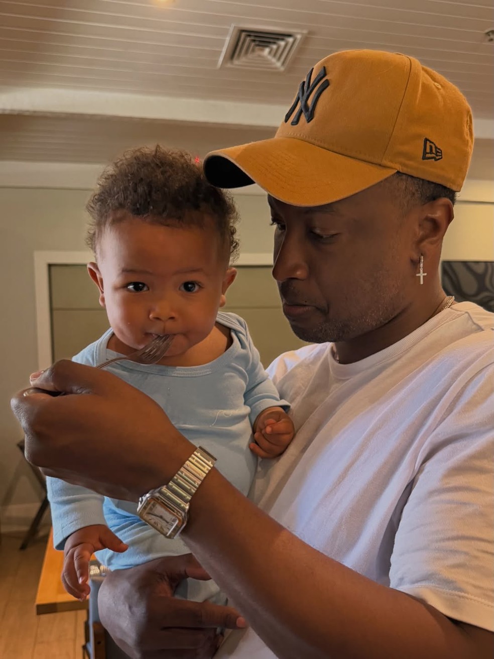 Thiaguinho e Carol Peixinho homenageiam o filho, Bento, no primeiro ano do bebê — Foto: Reprodução/Instagram
