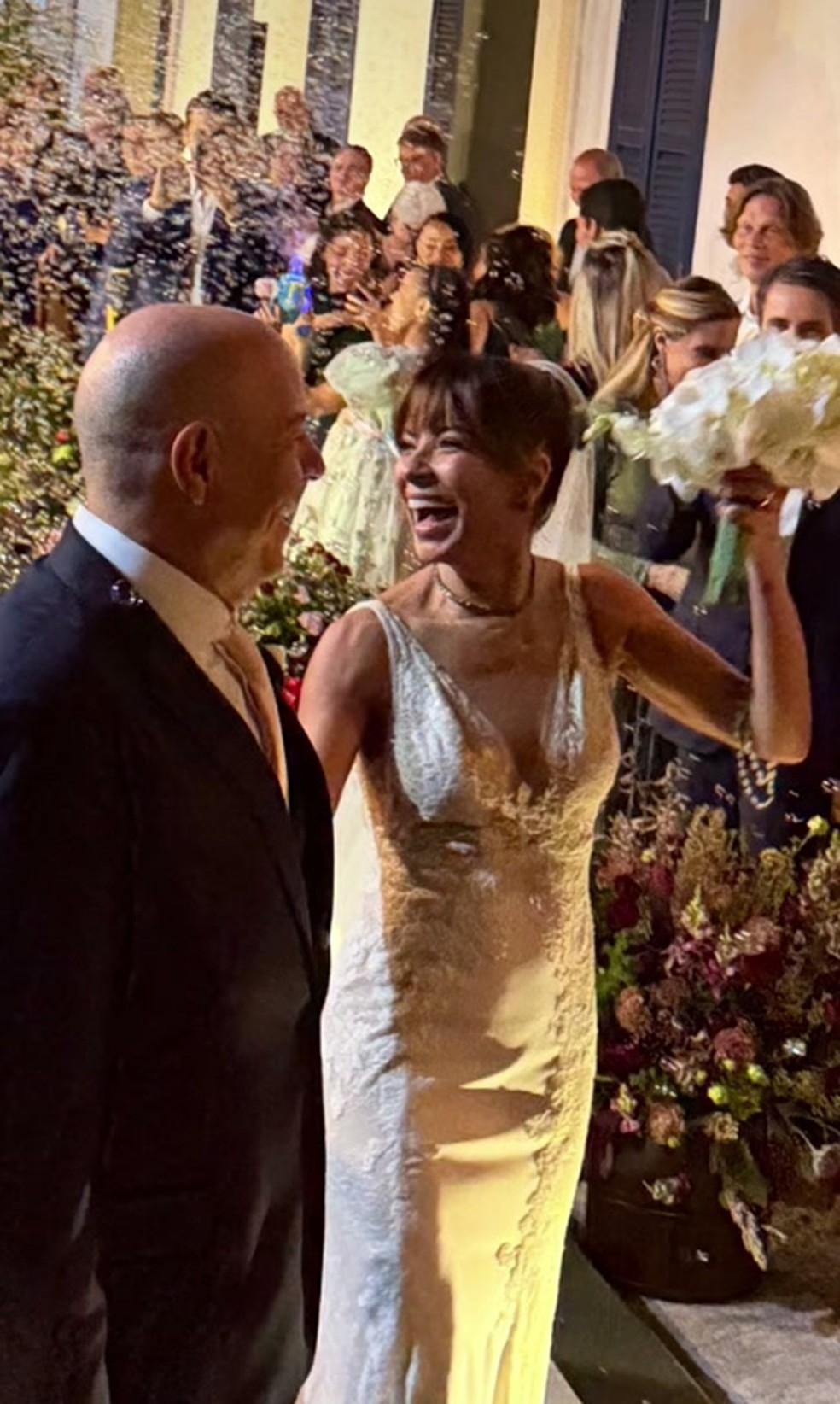 A atriz Anna Lima e  noivo, Carlos Eduardo Teixeira Ramos — Foto: Reprodução/Instagram