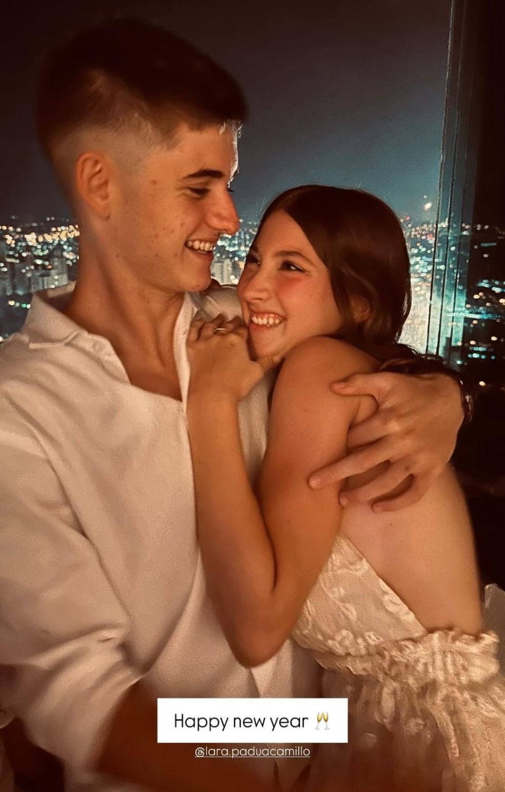 Lara Camillo e Luca Avallone — Foto: Reprodução/Instagram