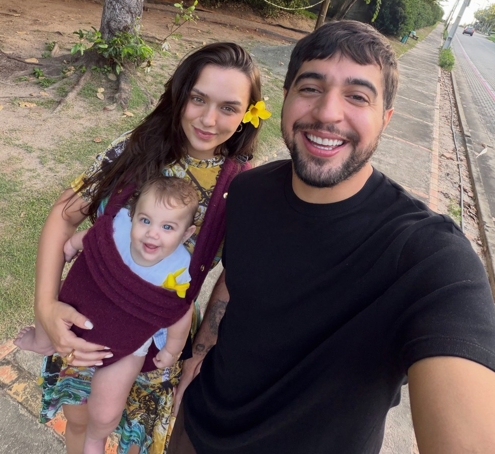 Rafa Kalimann abre álbum com Zuza e Nattan — Foto: Reprodução / Instagram