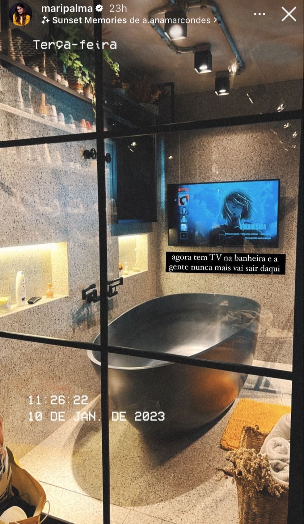 Banheiro da casa de Mari Palma — Foto: Instagram