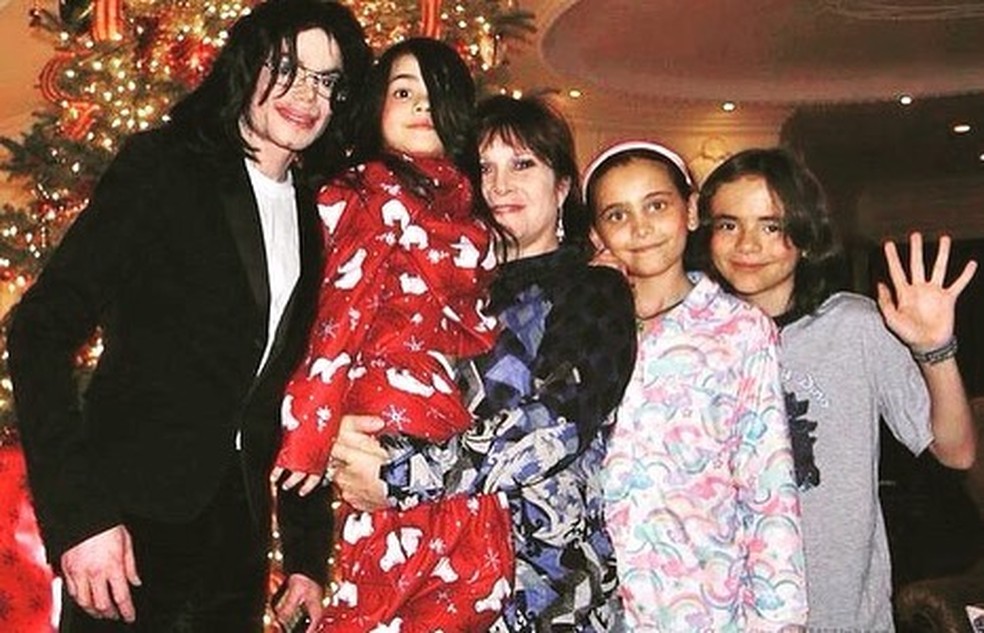 Michael Jackson e os filhos Paris, Prince e Bingi — Foto: Reprodução/Instagram Prince Jackson