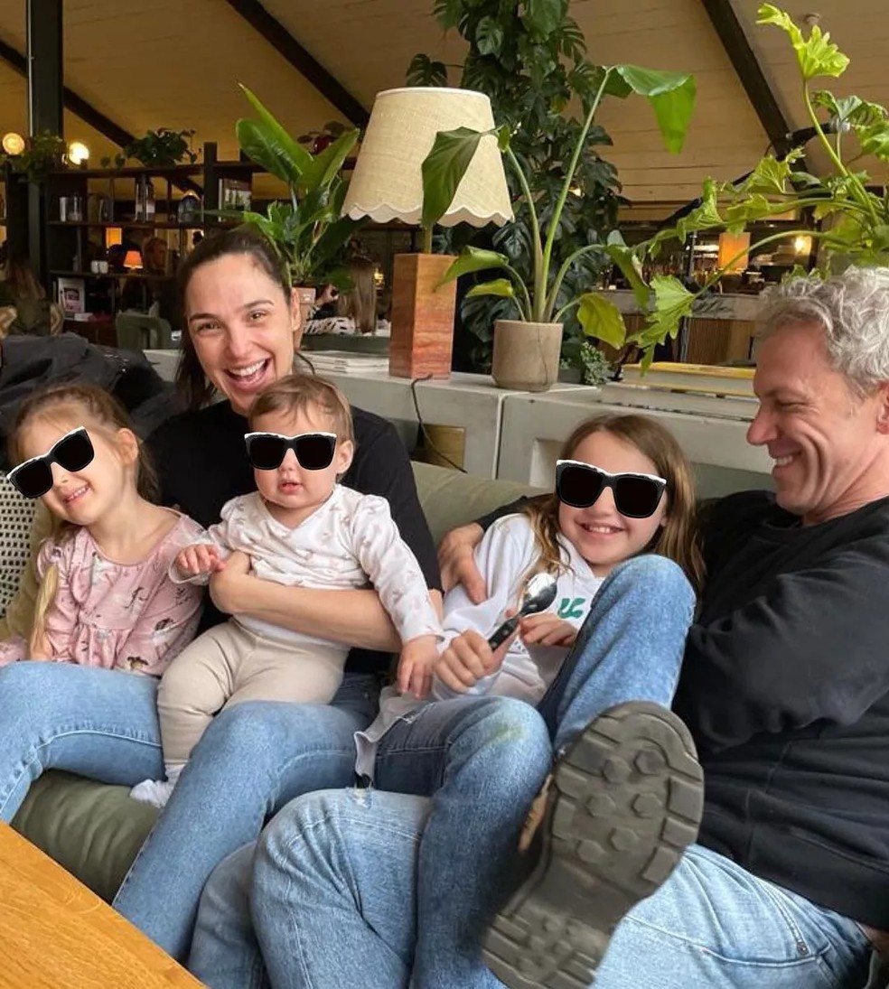 Gal Gadot e família — Foto: Reprodução: Instagram