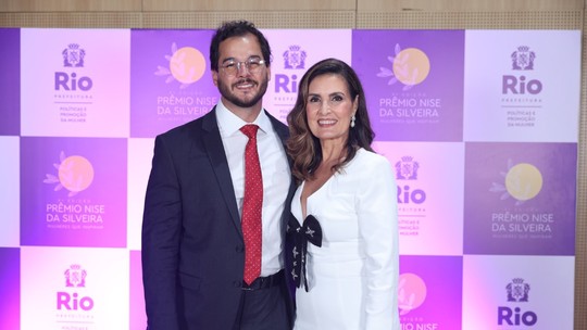 Túlio Gadêlha entrega futuro com Fátima Bernardes após 6 anos de namoro; assista
