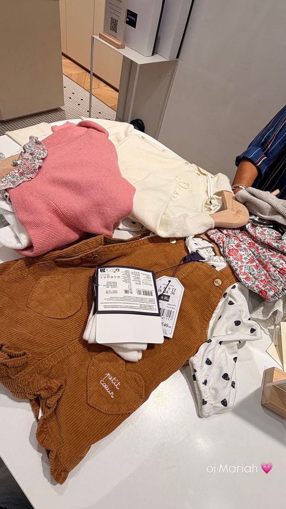 Roupas da terceira filha de Bruna Biancardi e Neymar — Foto: Reprodução/Instagram