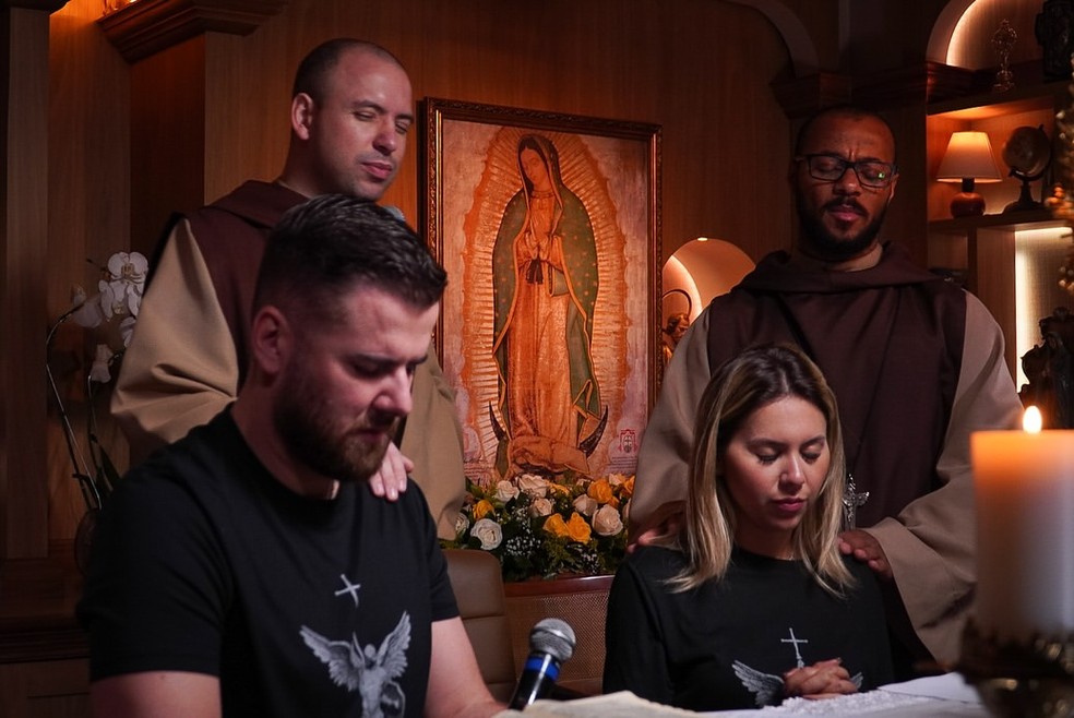 Natália Toscano aparece com Zé Neto em momento religioso após boatos de ...