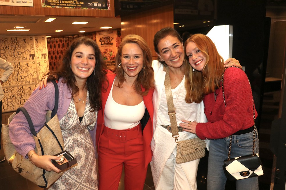 Giulia Bertolli, Mariana Ximenes, Lília Cabral e Marina Ruy Barbosa — Foto: Rogério Fidalgo/AgNews