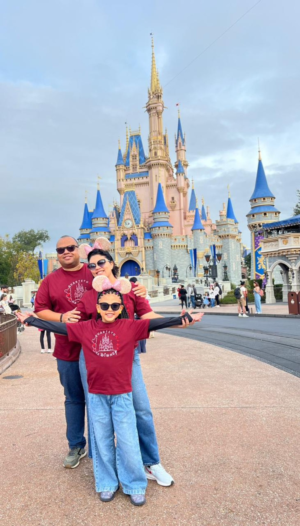 Após 'Dona de Mim', Elis Cabral ganha viagem surpresa e realiza sonho ...