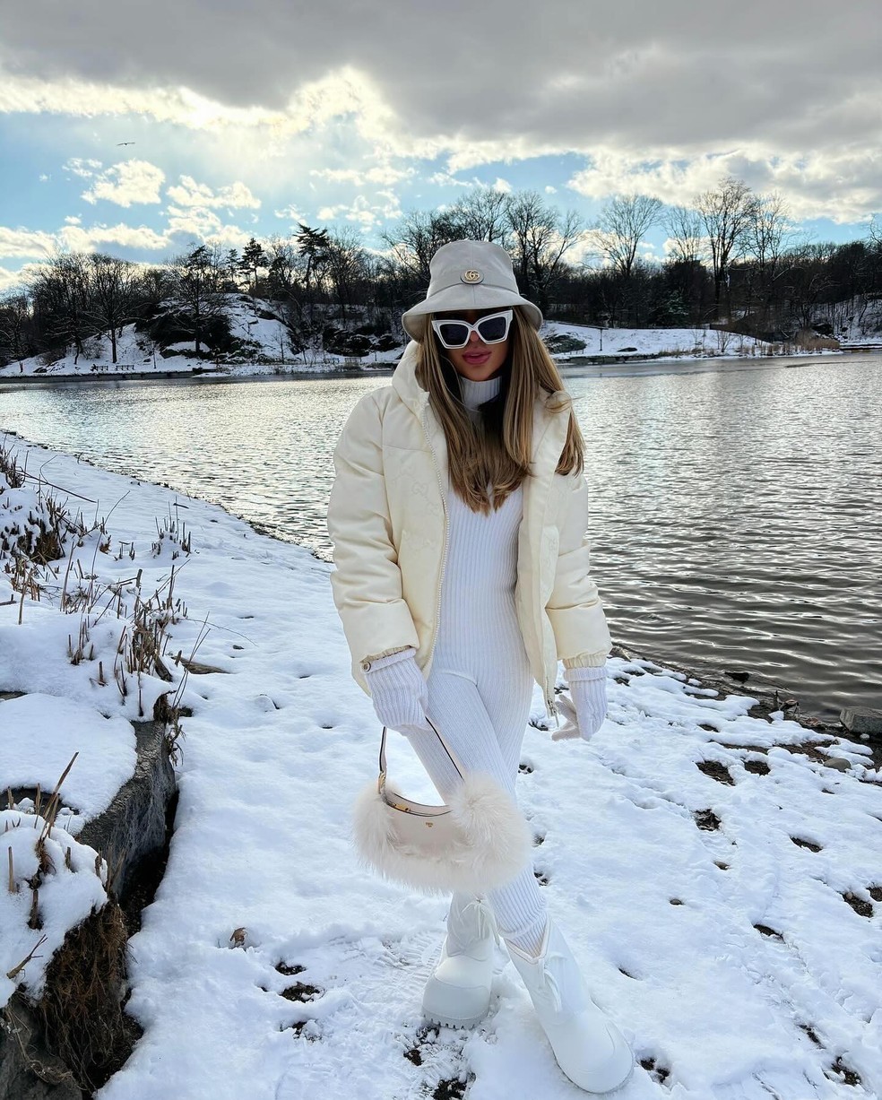 Rafaella Santos abre álbum de viagem a Nova York e ostenta look grifado