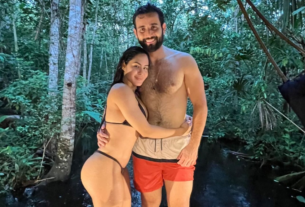 Ex-BBB Isabelle curte Amazonas com Matteus e reencontra a 'filha', a arara Jackson — Foto: Reprodução/Instagram