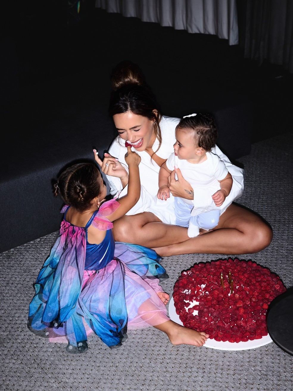 Bruna Biancardi comemora anivers&aacute;rio com as filhas &mdash; Foto: Reprodu&ccedil;&atilde;o/Instagram